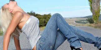 Женские джинсы